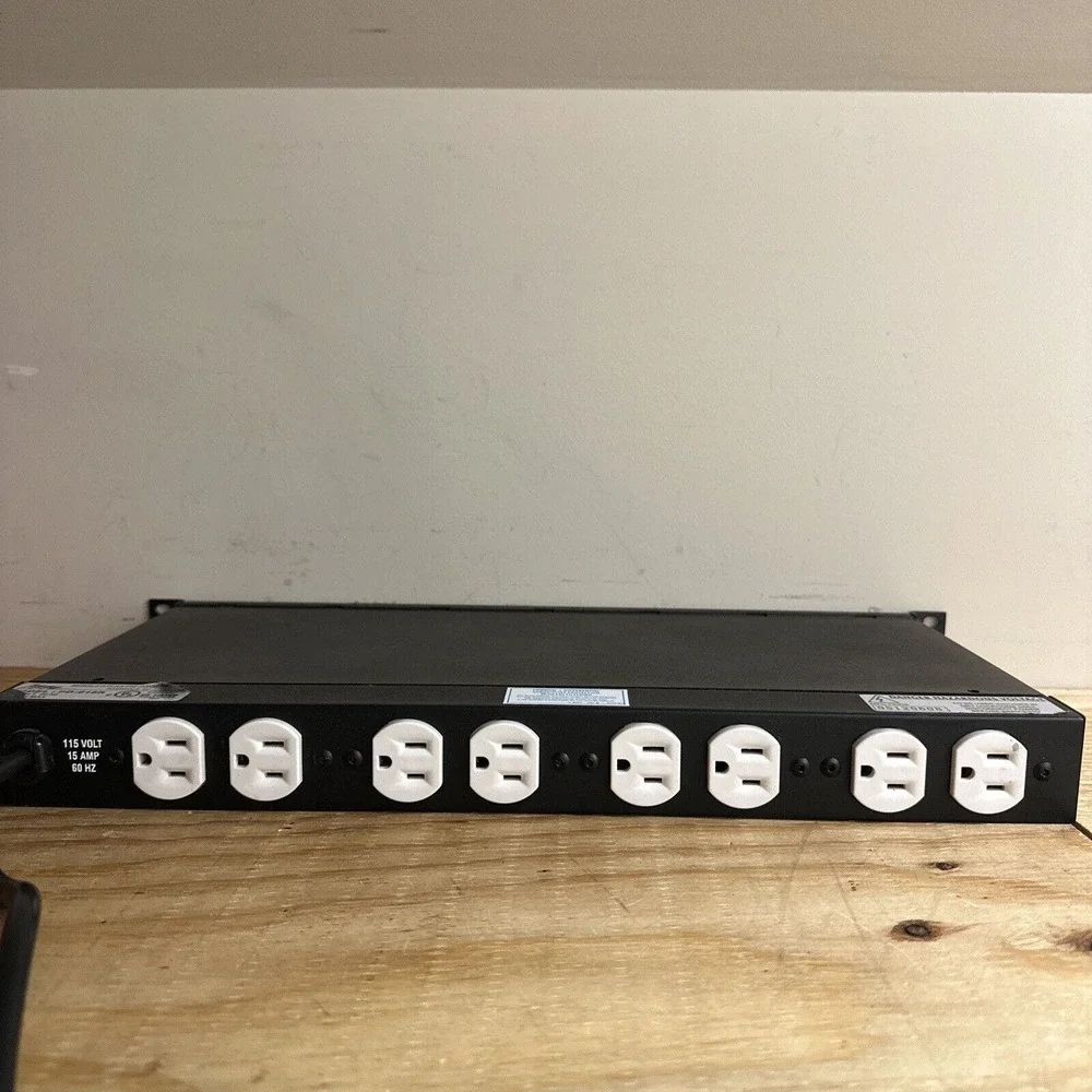 Middle Atlantic Products Inc M-POWER PD-915R Power Center w/ Cord‎ Used